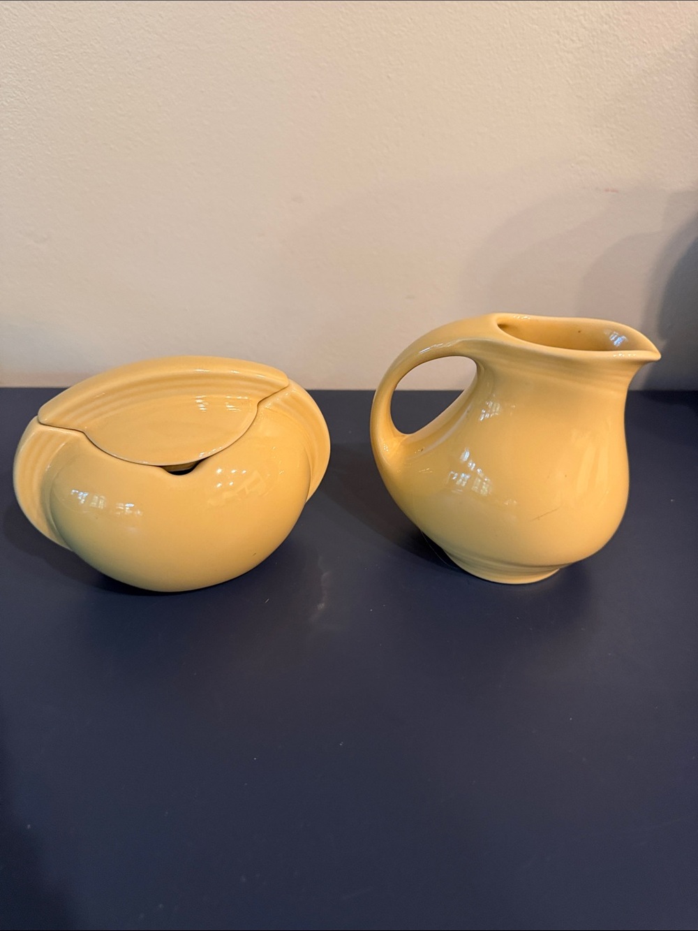 Oneida "Culinaria" Stoneware Creamer and Sugar Creamer Pound Cake